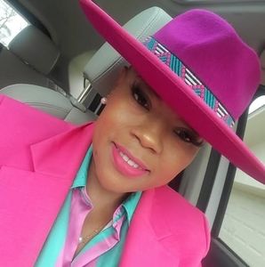 Meet your Posher, Mary